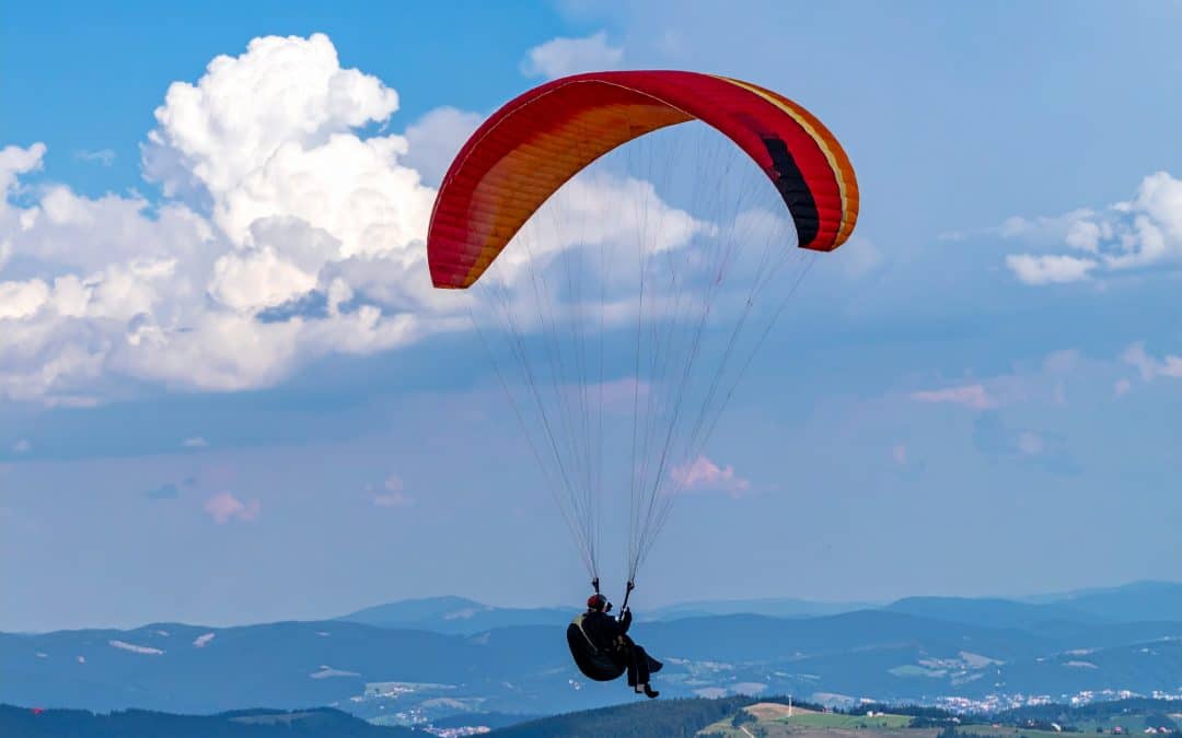 Sécurité en parapente : gestion des incidents et manœuvres de secours expliquées par LocaWings